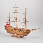 1012 3087 SHIP MODEL